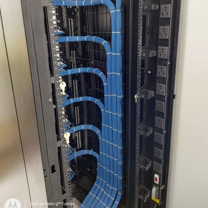 Blue Cable Rack Side