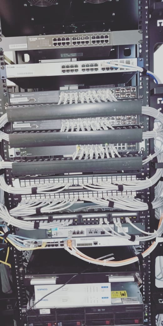 D-Link Sophos Stack